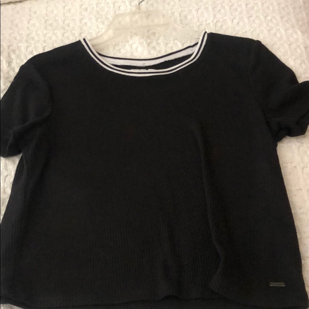 Black crop top